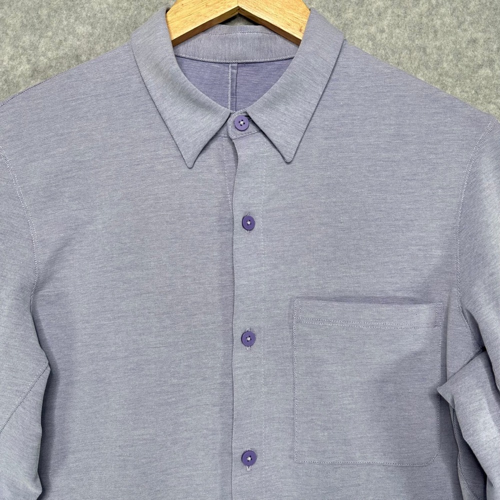 Lululemon Mens L Commission Long Sleeve Button-Up Qwick Oxford Shirt Blue-Purple
